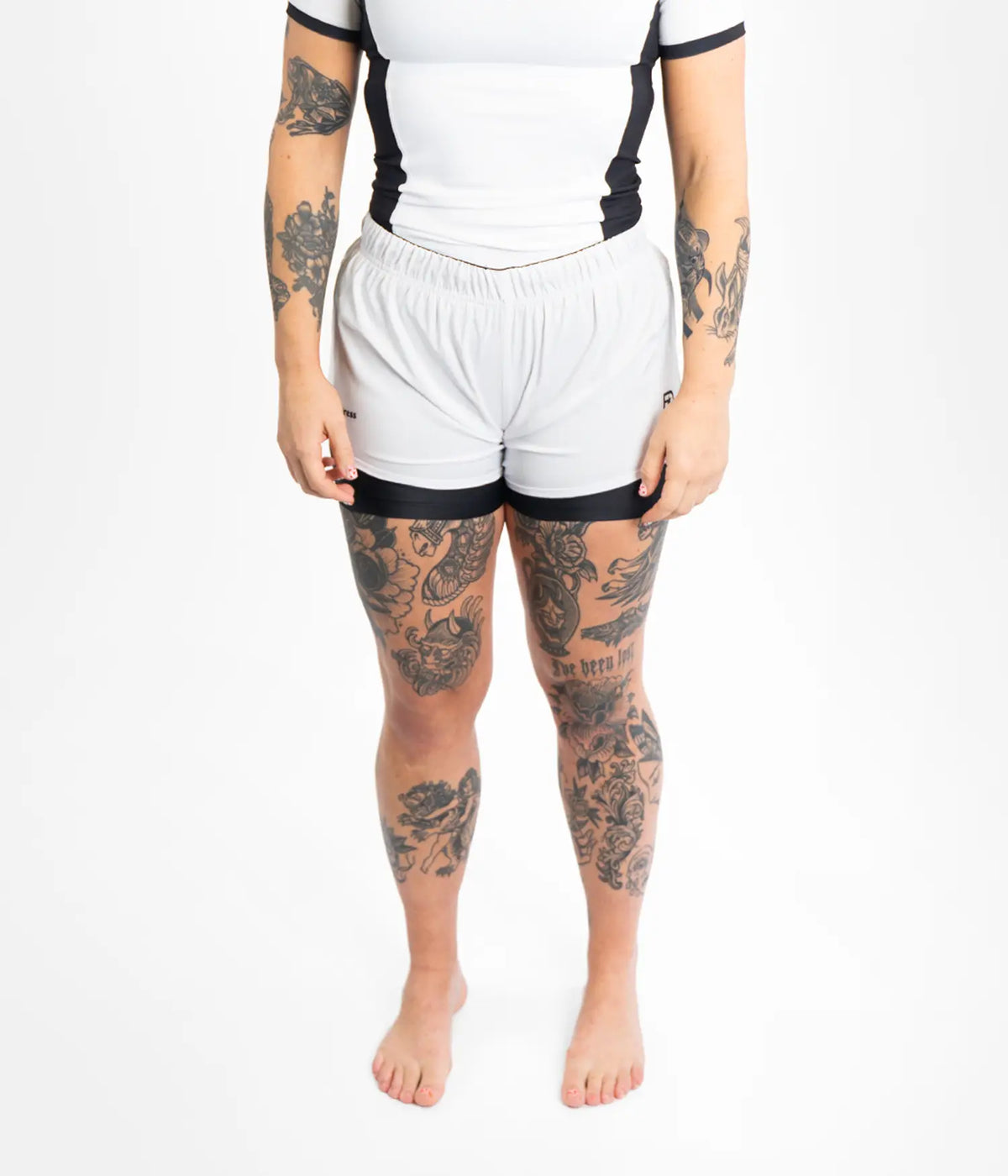 Women&#39;s Academy + White Hybrid Shorts