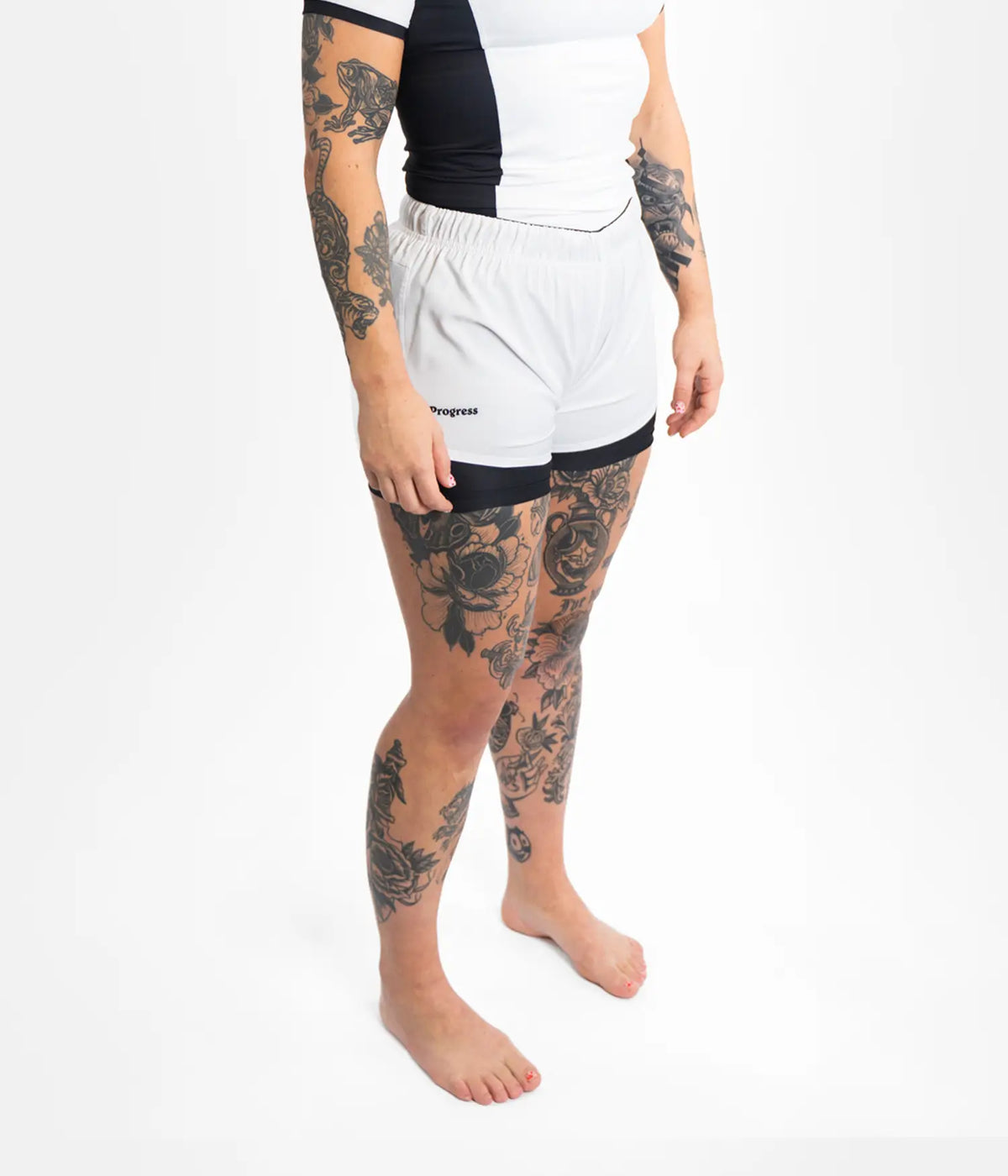 Women&#39;s Academy + White Hybrid Shorts