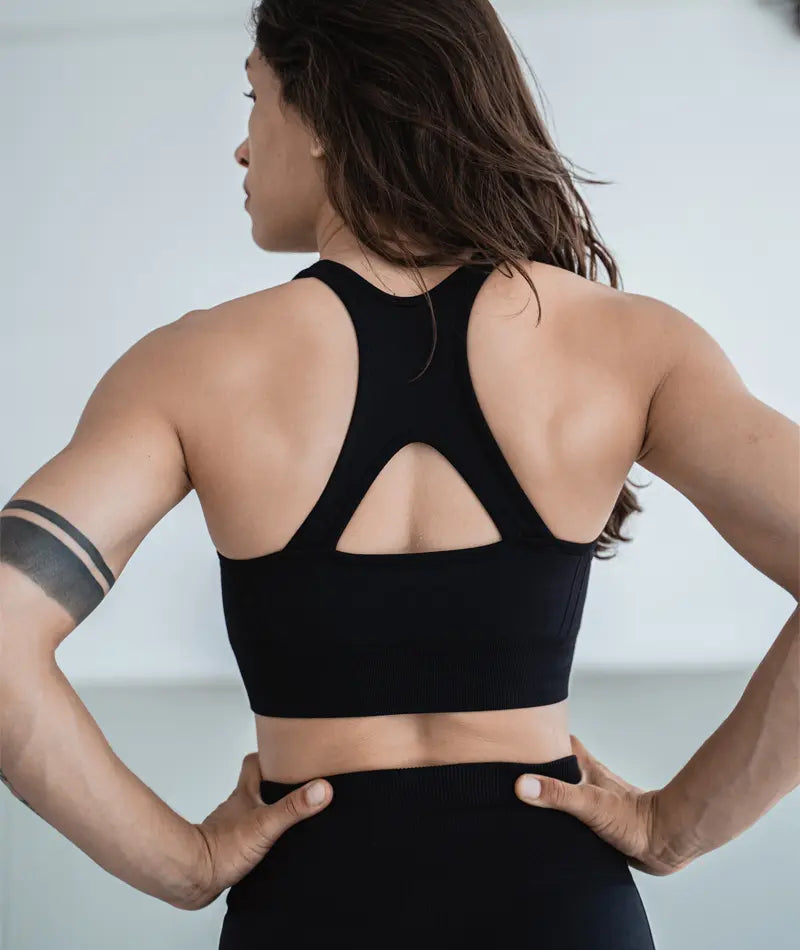 Pro Seamless Sports Bra - Black